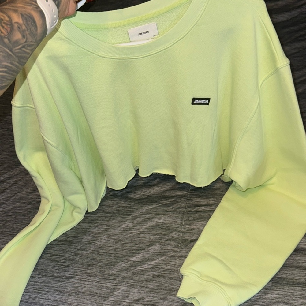 NWT JOAH BROWN CROPPED SWEATER SOLD OUT